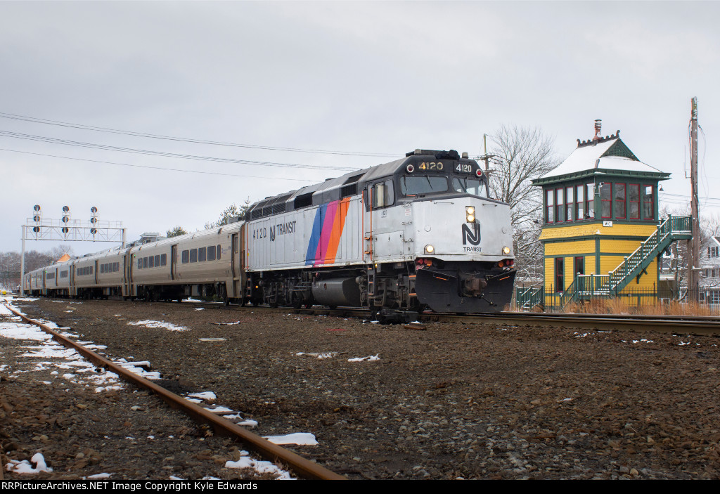 NJT F40PH-2CAT #4120